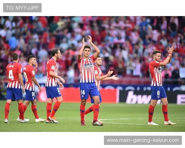 罗马3-1取胜登顶榜首!红狼豪取三连胜 罗马3-1取胜登顶榜首!红狼豪取三连胜