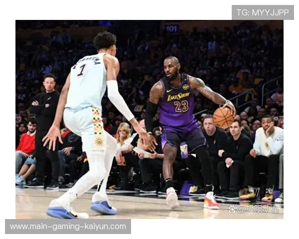 切尔西詹姆斯攻防兼备，关键时刻送出助攻