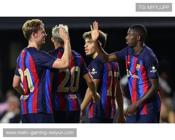 巴萨传切配合不断撕裂对手，重现梦之队辉煌时刻